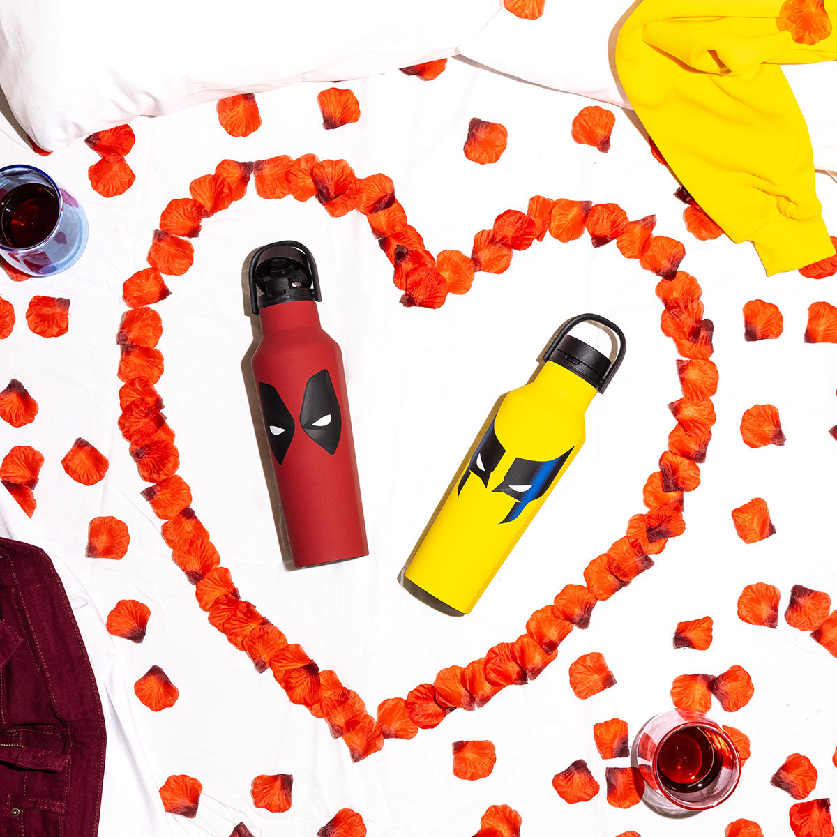 deadpool-and-wolverine-drinkware-m1 a7afce7e71cf--DeadpoolWolverine-PDPLifestyle2.jpg