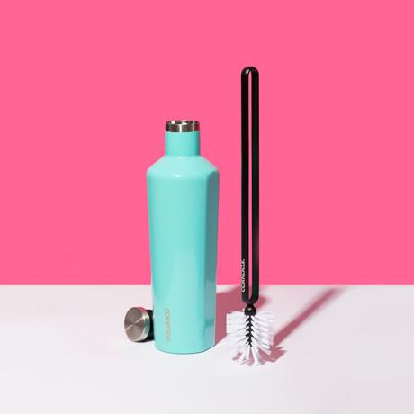 bottle-brush-c8 accessories_bottlebrush_lifestyle.jpg